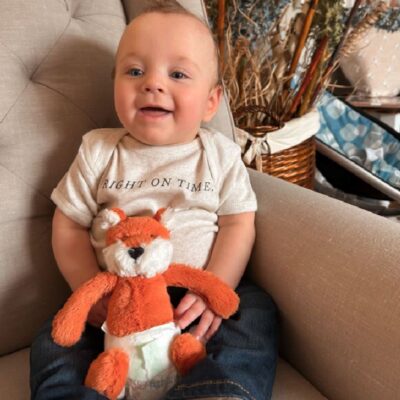 Levi and Fox Cropped Levi and Fox Cropped